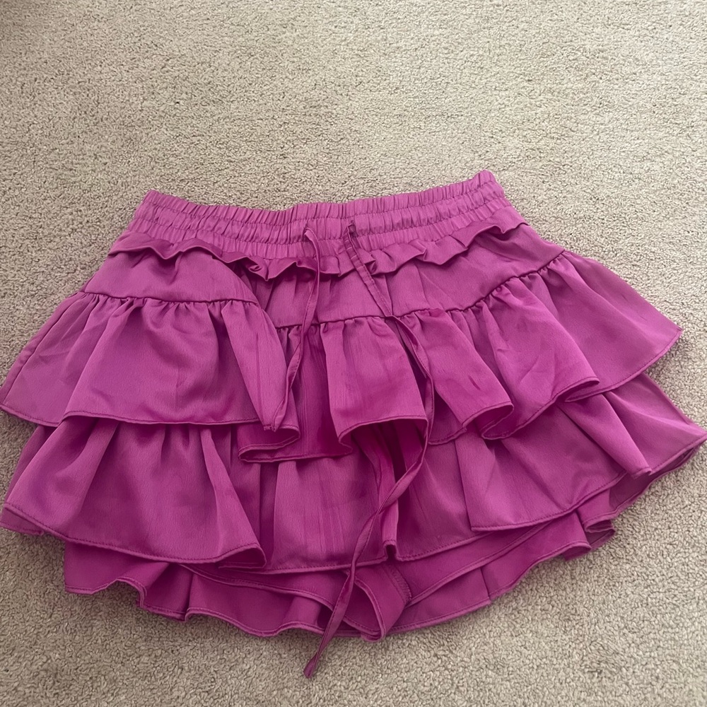 NWOT day+moon pink ruffle skort!